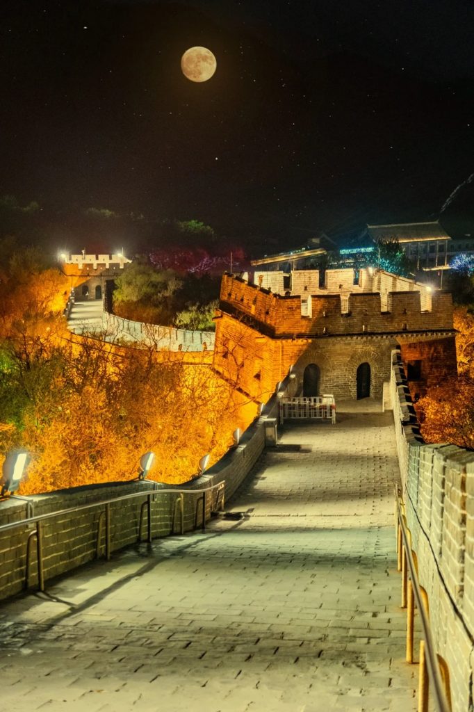 Night Tour of the Badaling Great Wall - 1