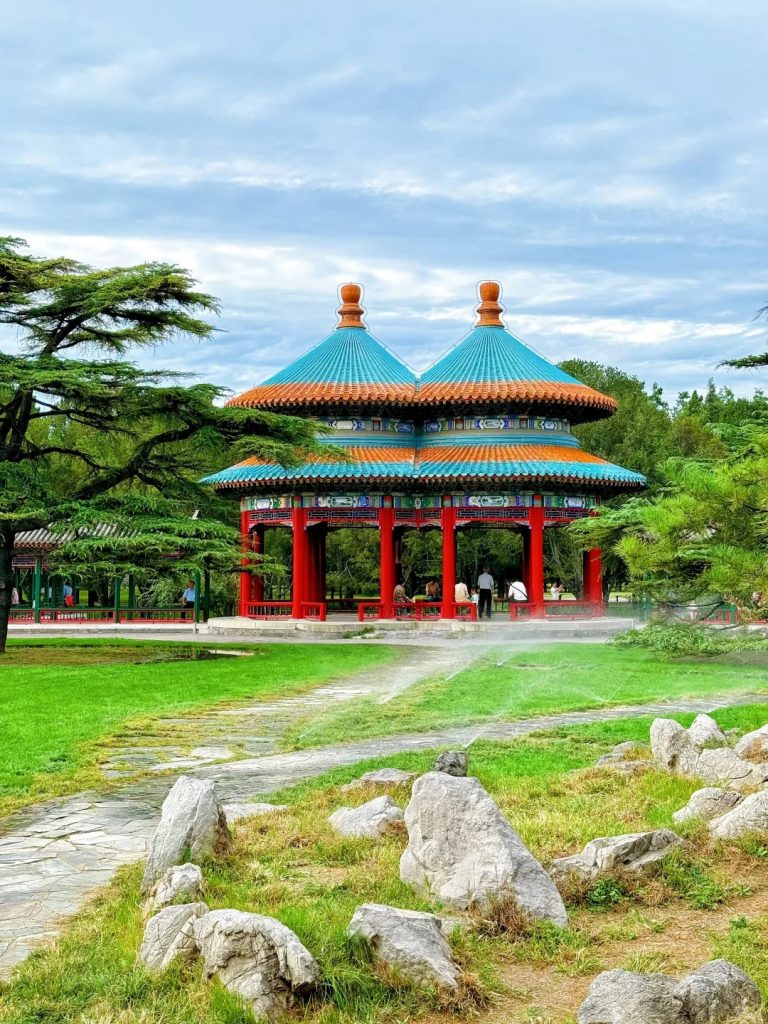 Double-ring Longevity Pavilion