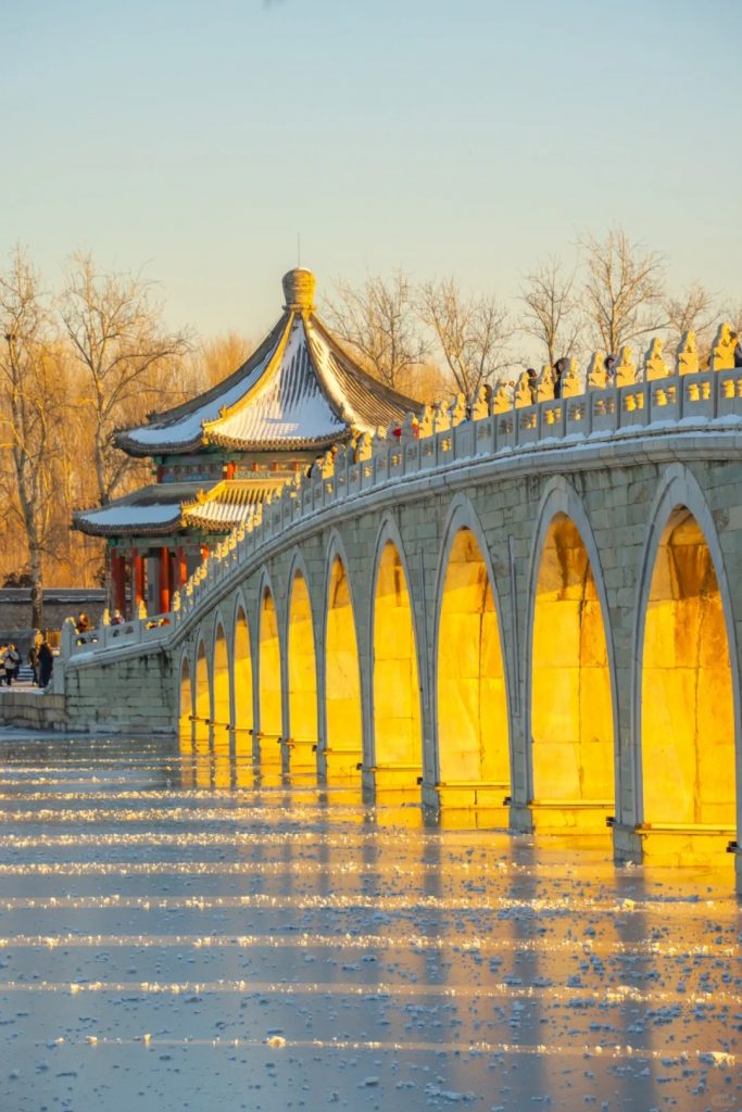 Seventeen-Arch Bridge - Golden Light Passing Through the Arches