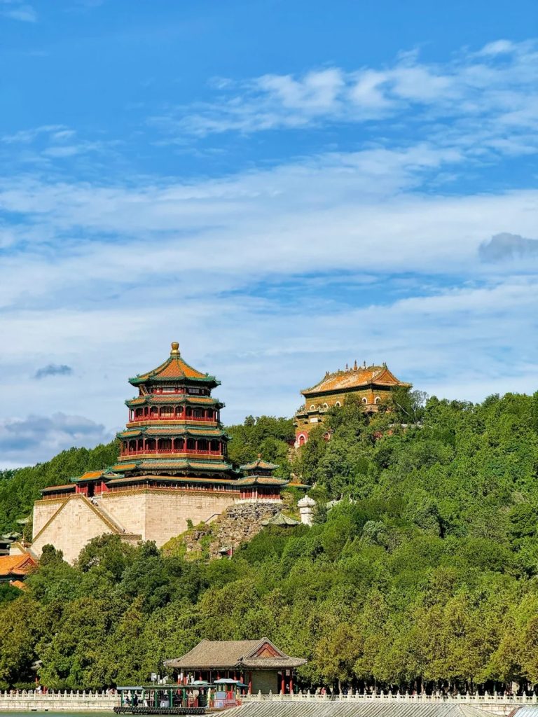 Side view of the Tower of Buddhist Incense.