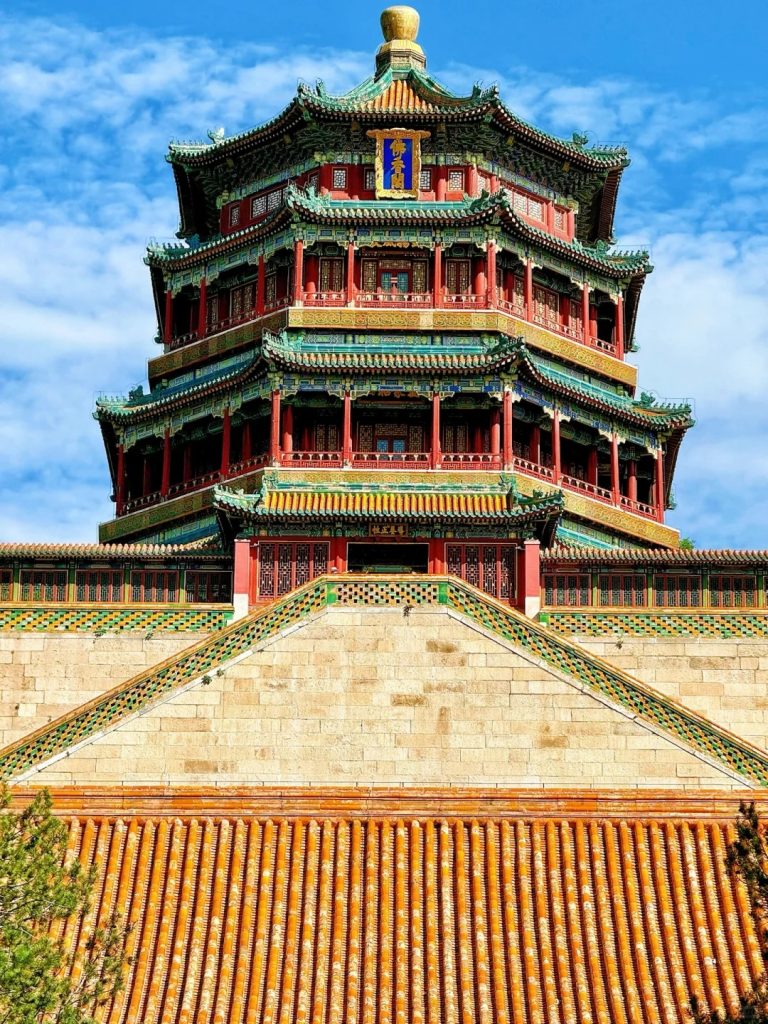 A frontal view of the Tower of Buddhist Incense.